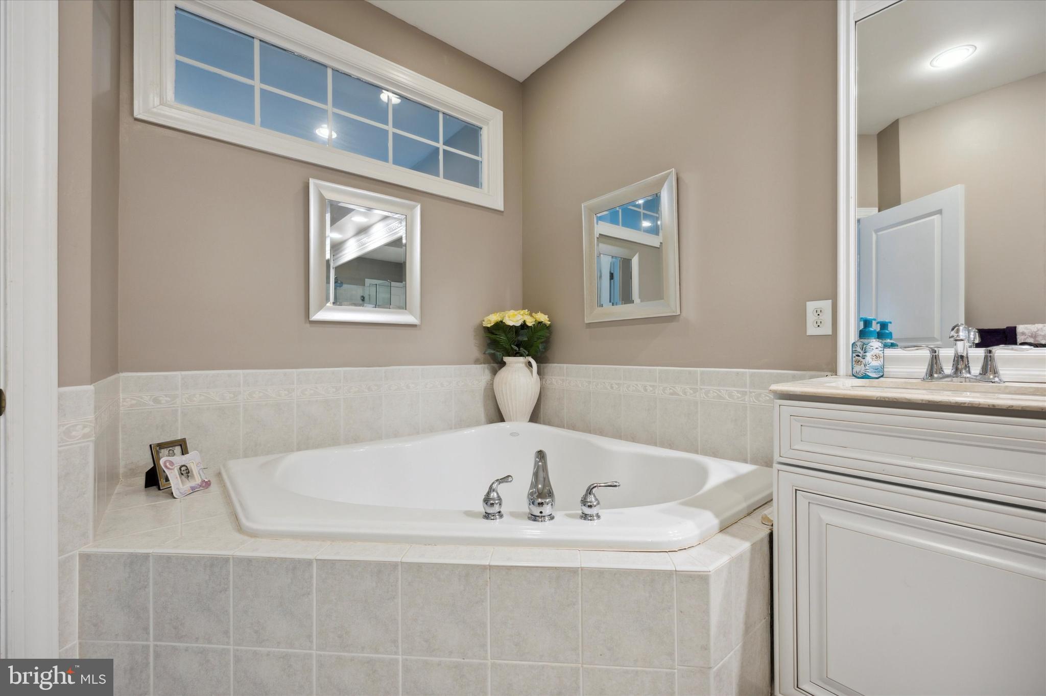 SPRINGTON POINTE WOODS - Residential