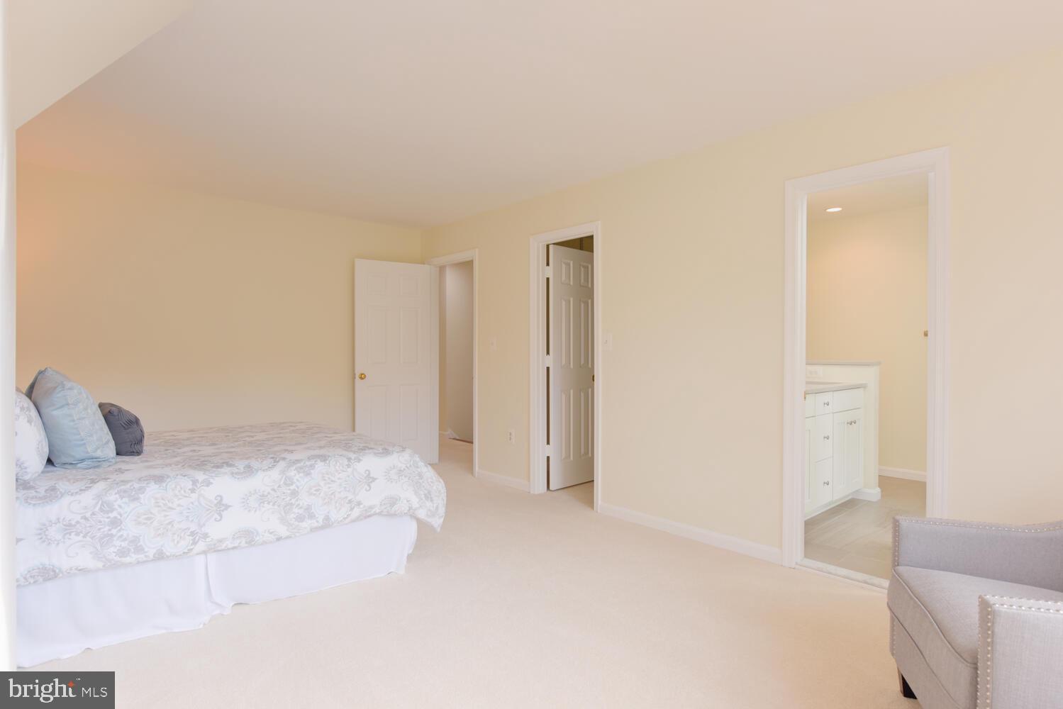 MCLEAN PROVINCE - Residential