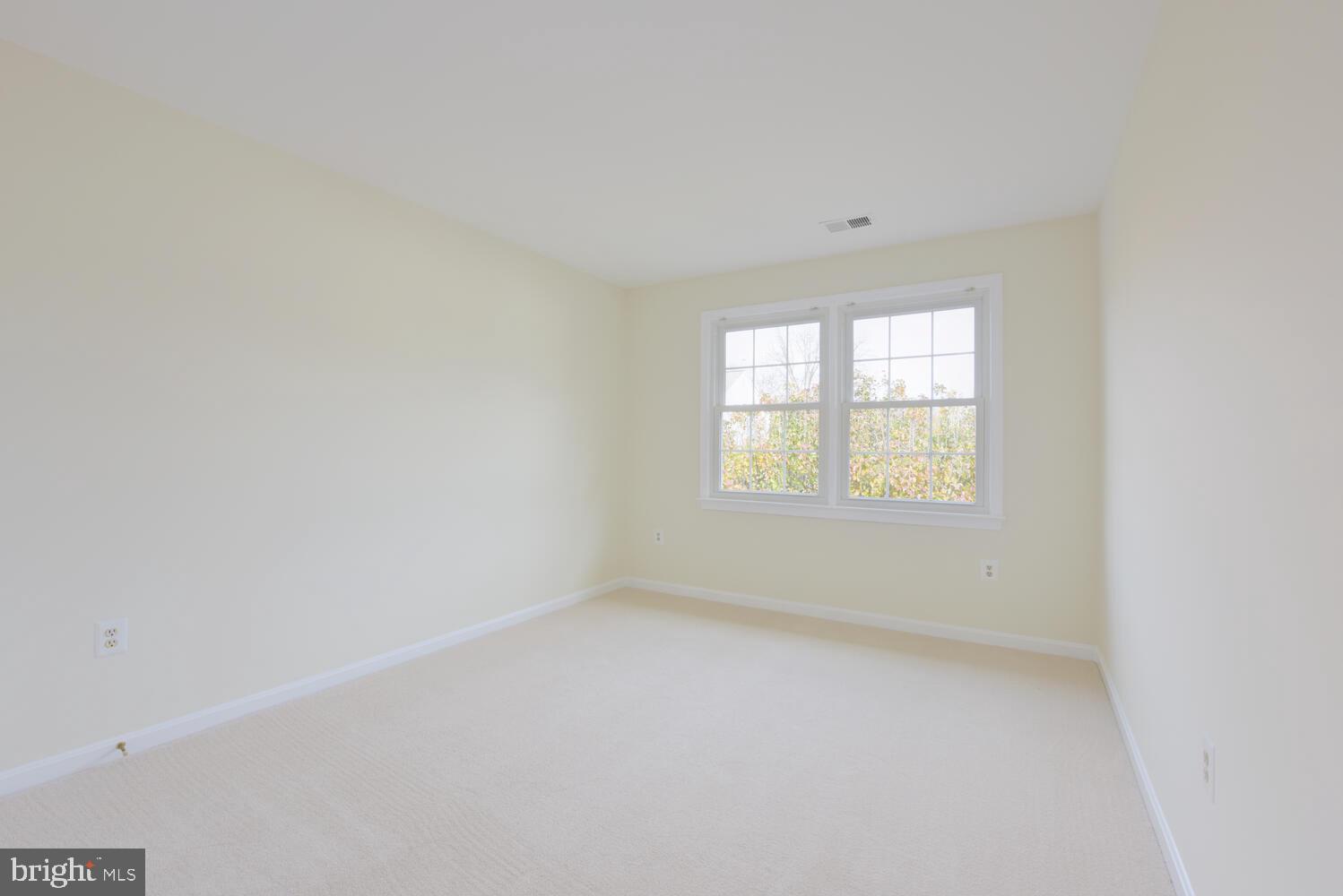 MCLEAN PROVINCE - Residential