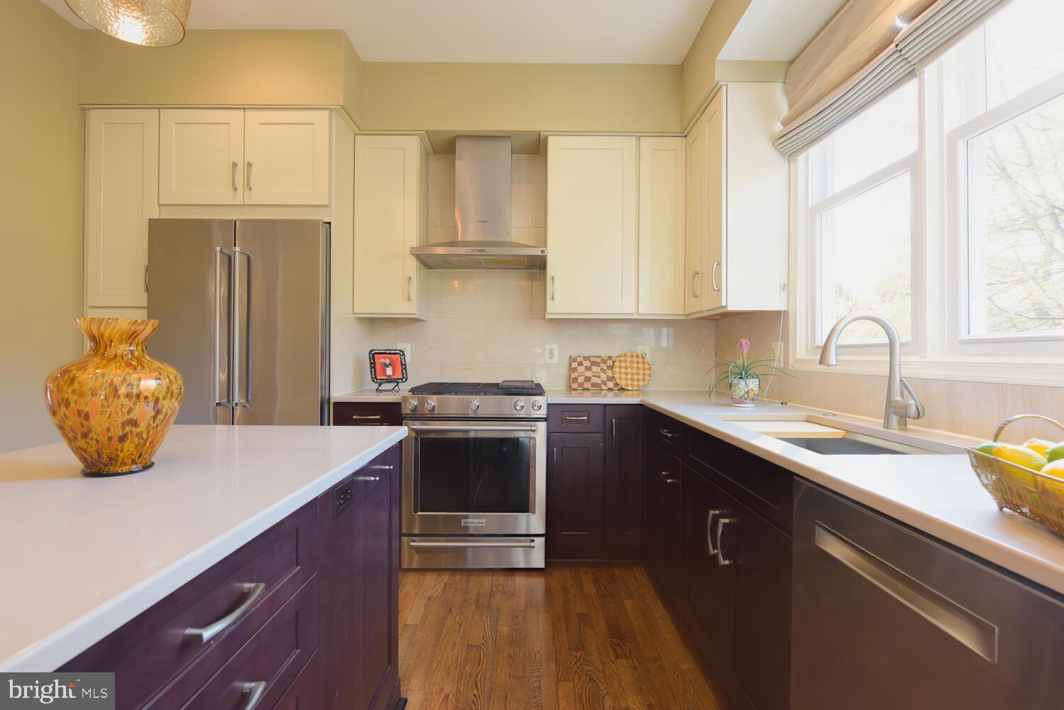 MCLEAN PROVINCE - Residential