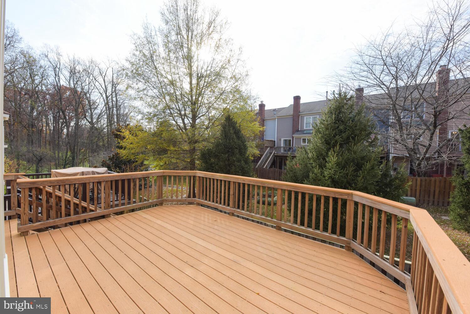 MCLEAN PROVINCE - Residential