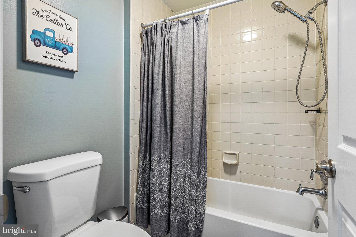 GABLES OF TUCKERMAN - Residential