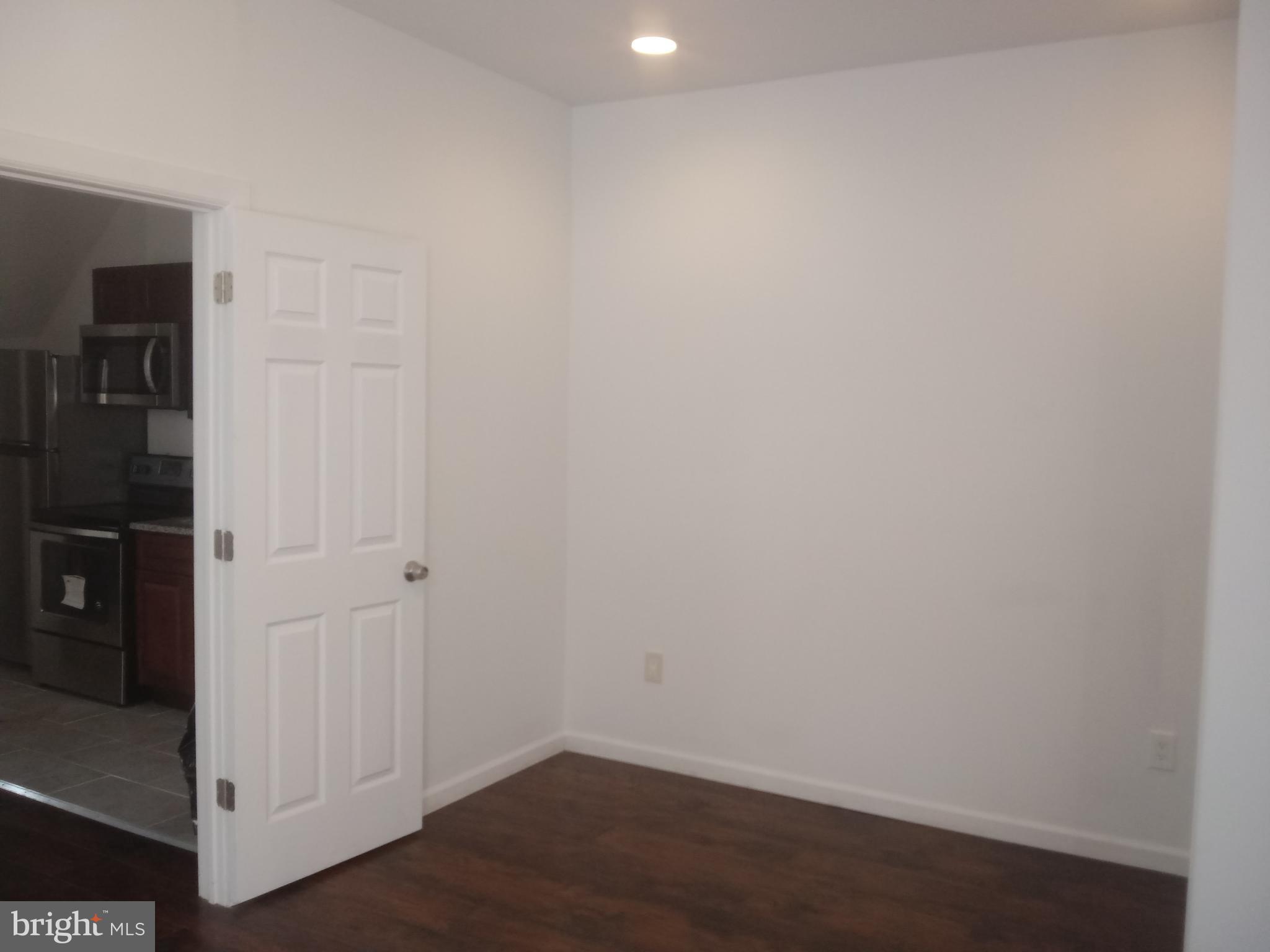 POINT BREEZE - Residential Lease