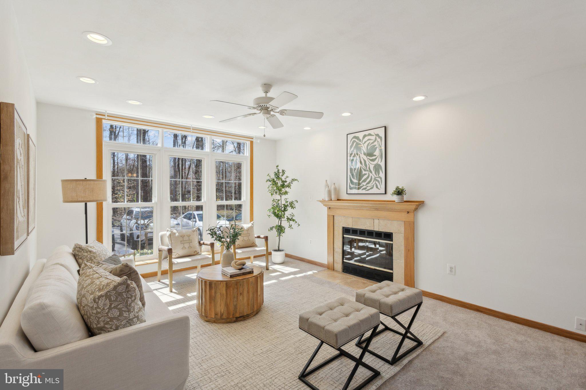 LAKE RIDGE - Residential