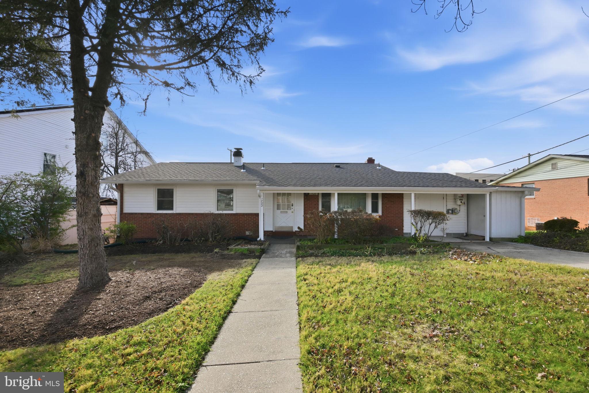 1721 UNIVERSITY BOULEVARD W