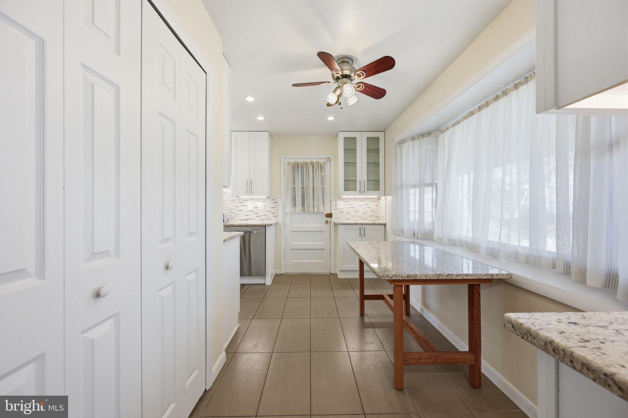 WHEATON OUT RES. (2) - Residential