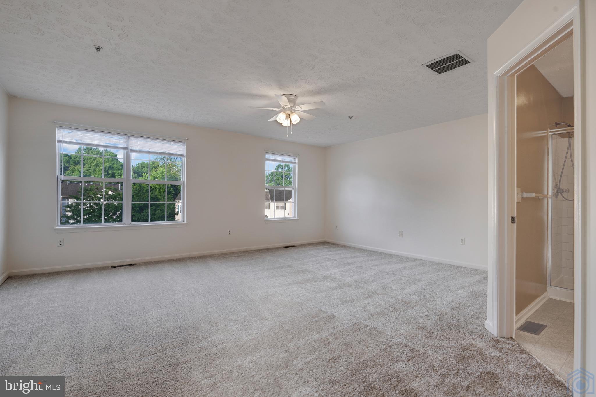 ANNAPOLIS OVERLOOK - Residential Lease