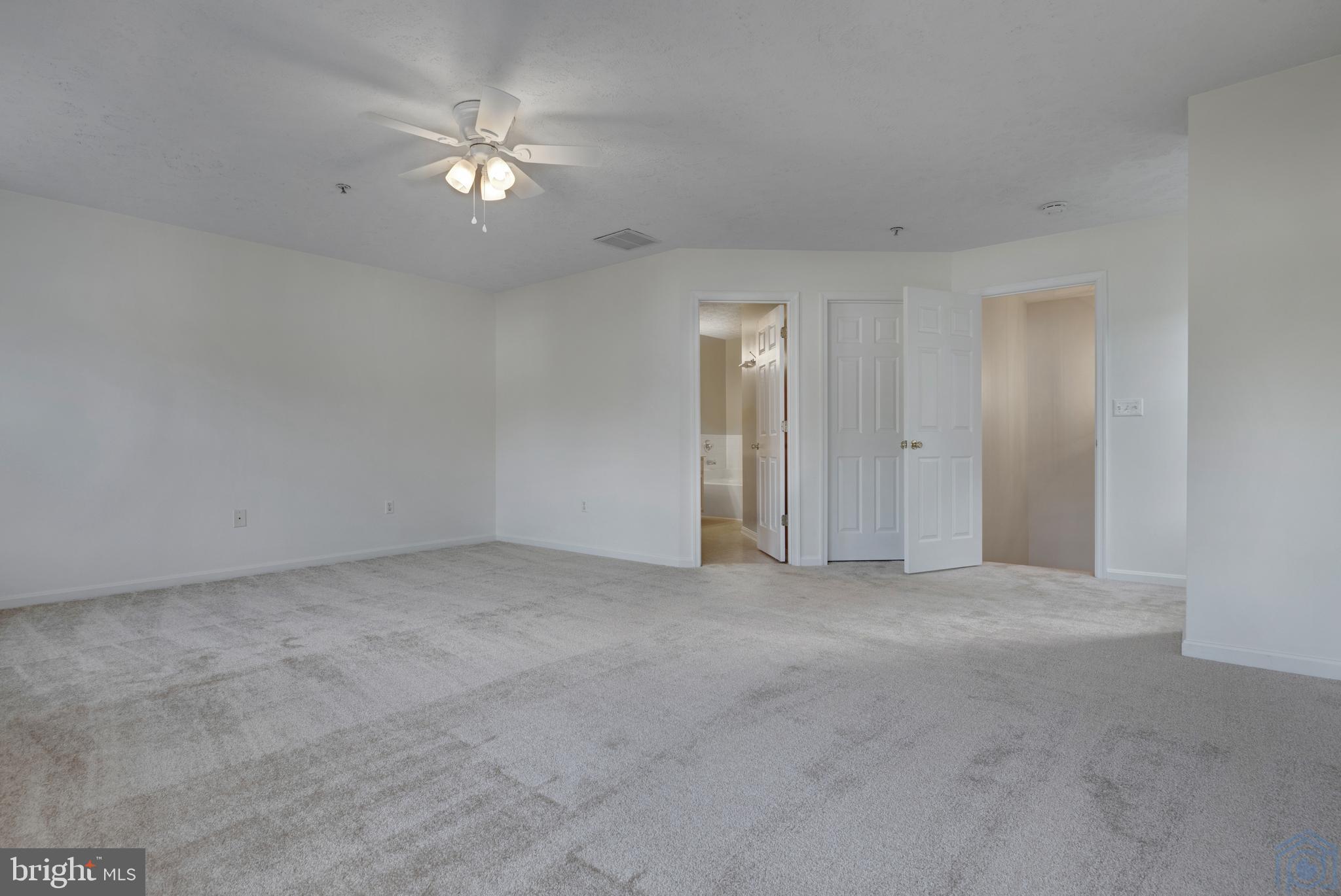 ANNAPOLIS OVERLOOK - Residential Lease