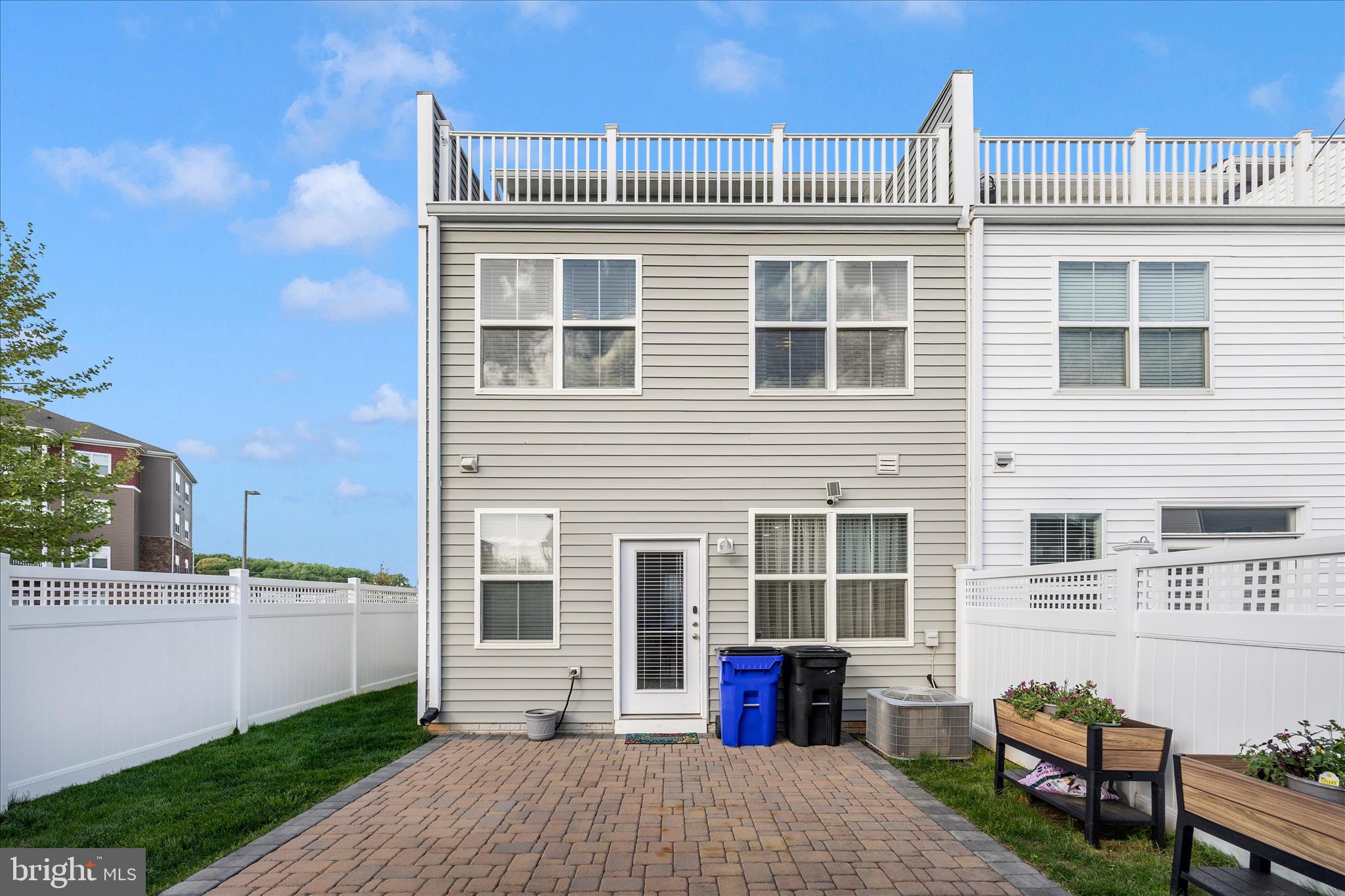 GAMBRILL VIEW - Residential