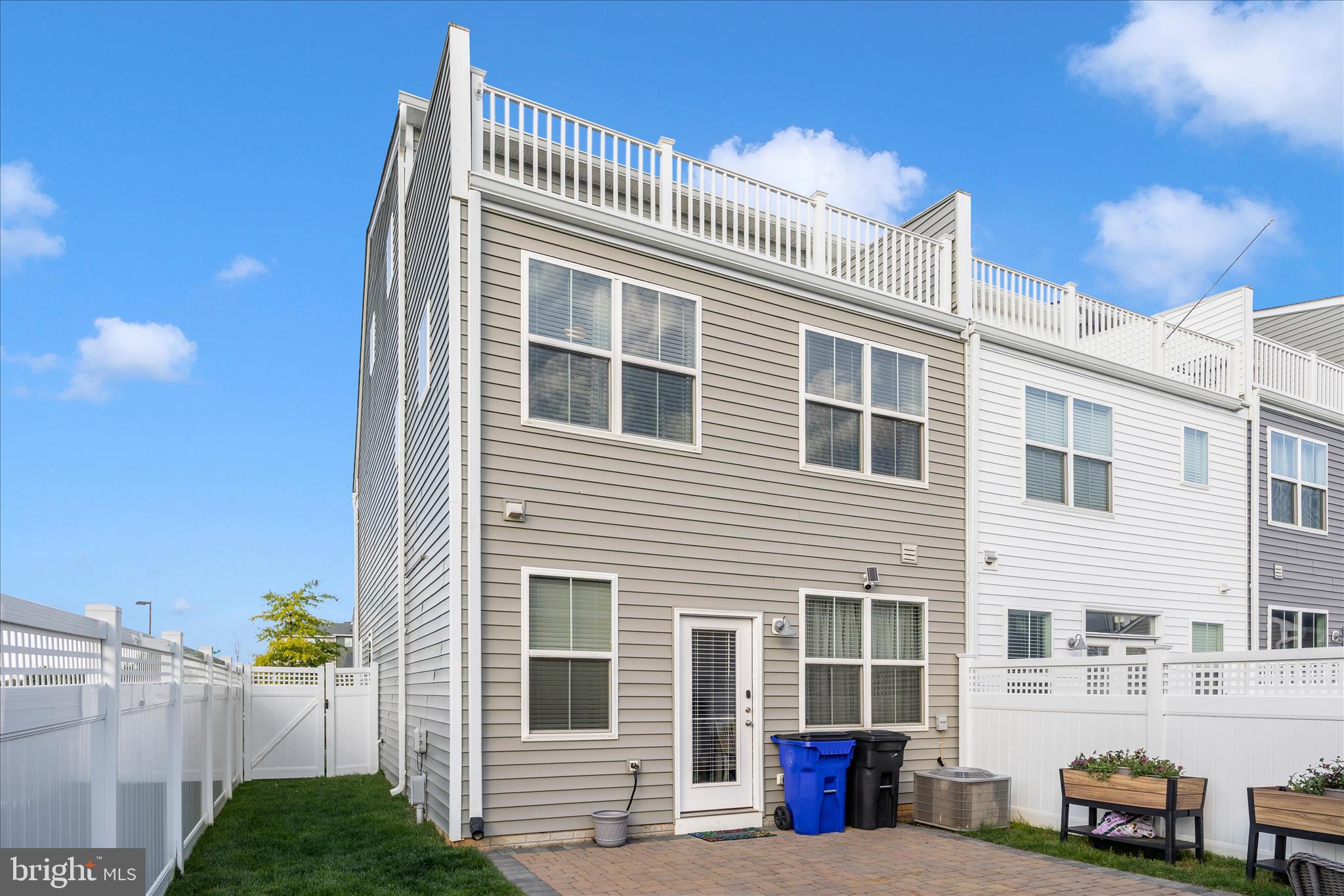 GAMBRILL VIEW - Residential