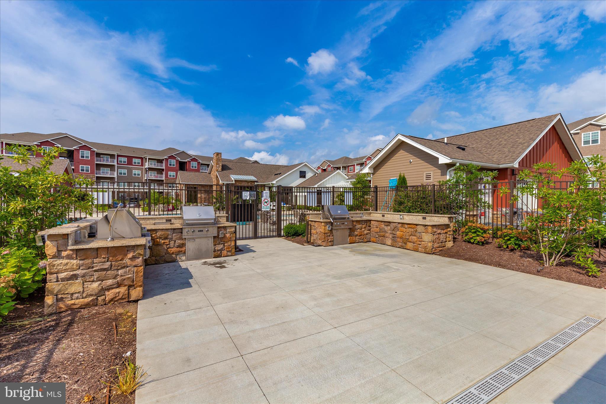GAMBRILL VIEW - Residential