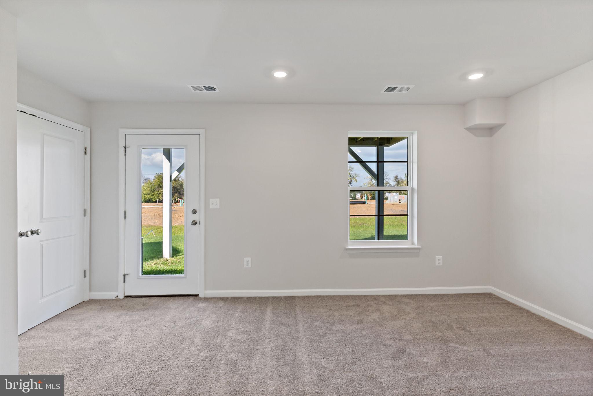 WILLOW GLEN - Residential Lease