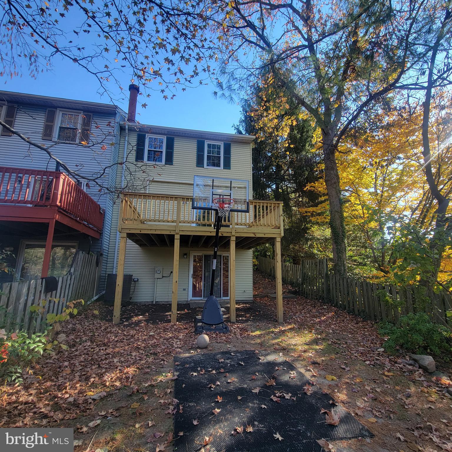GOVERNORS LANDING - Residential