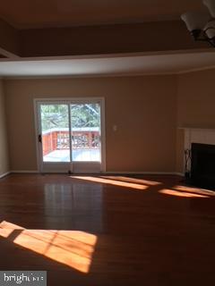 GOVERNORS LANDING - Residential