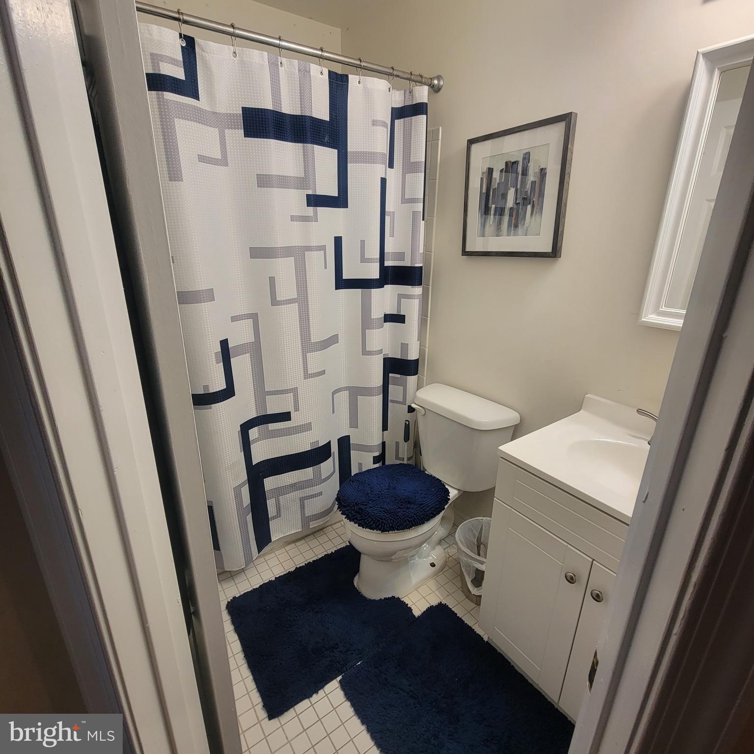 GOVERNORS LANDING - Residential