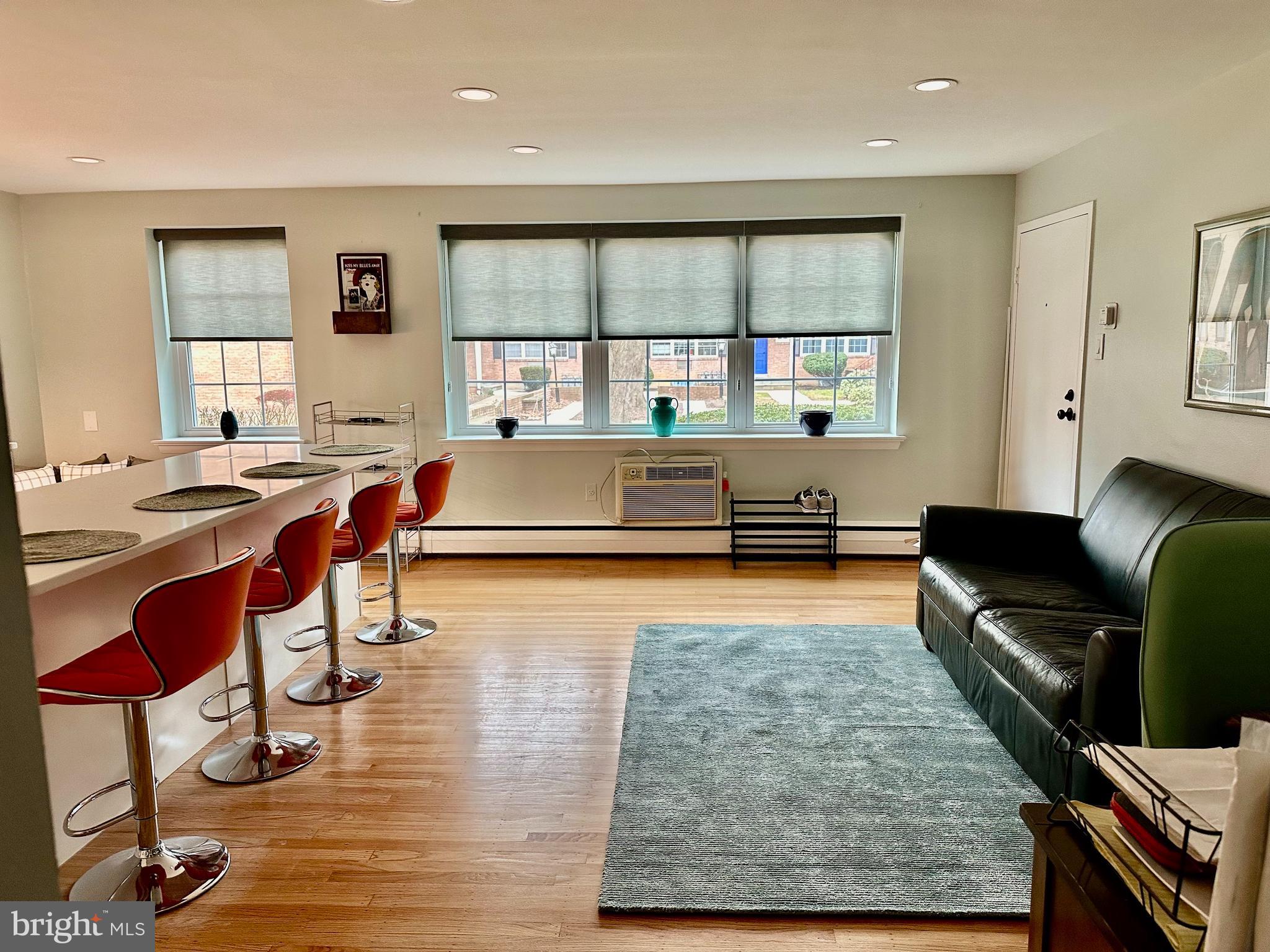 1334 MONTGOMERY AVENUE B1