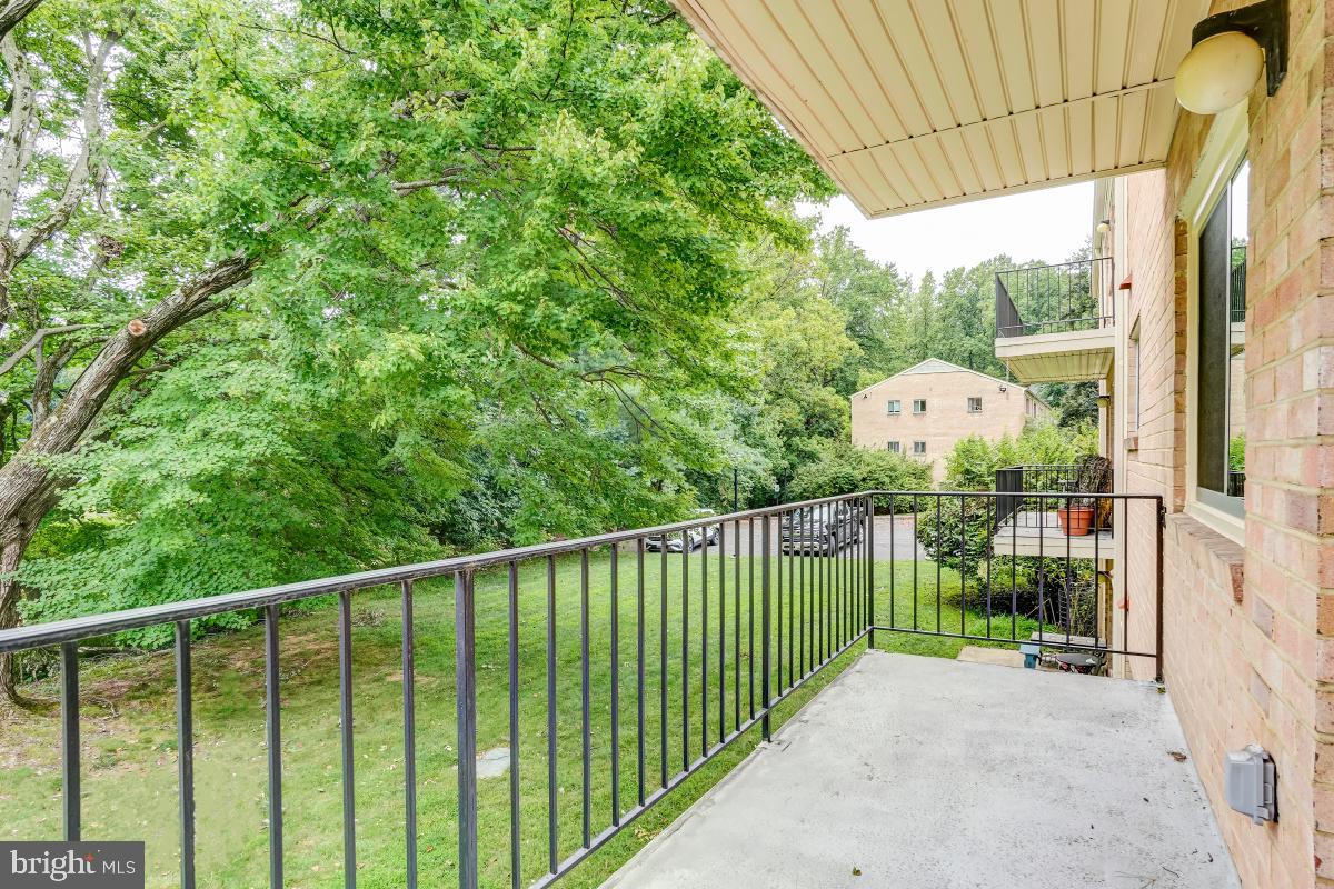 PARKSIDE CONDOMINIUMS - Residential