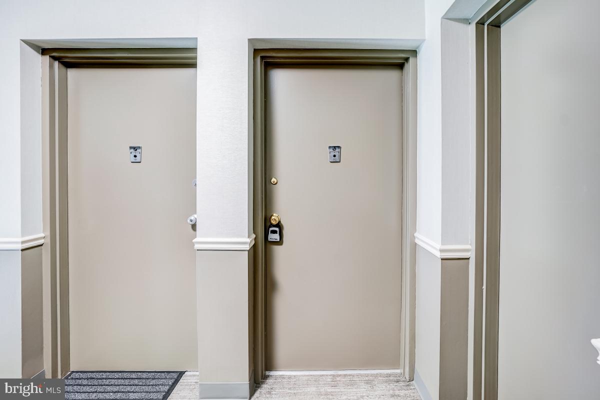 PARKSIDE CONDOMINIUMS - Residential