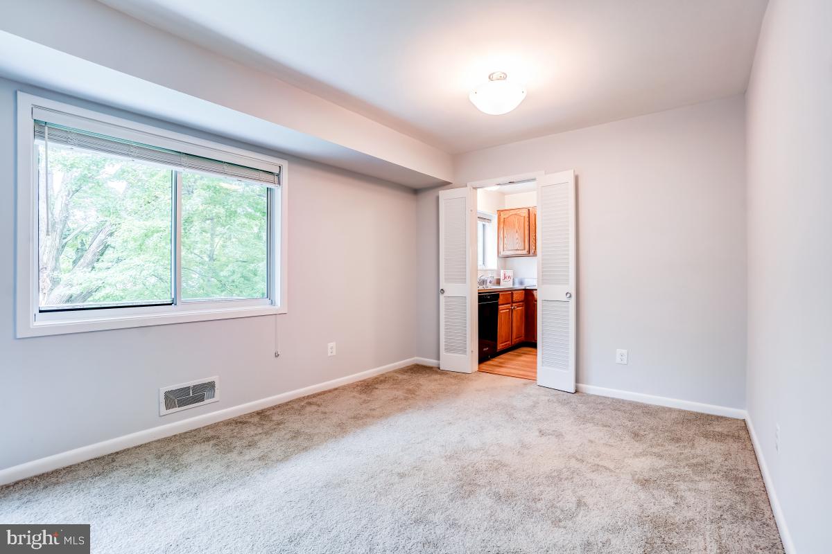 PARKSIDE CONDOMINIUMS - Residential