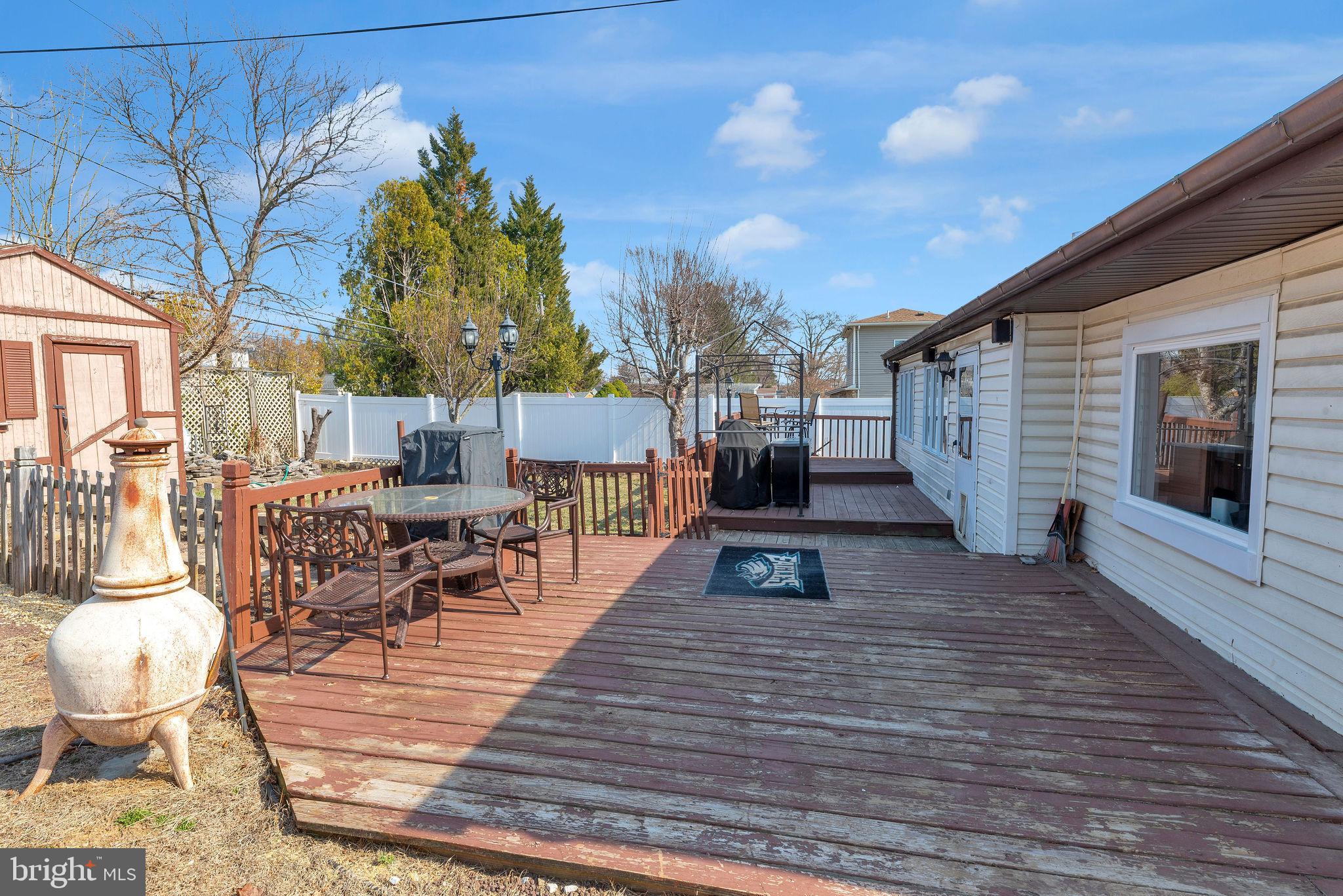 SOMERTON - Residential