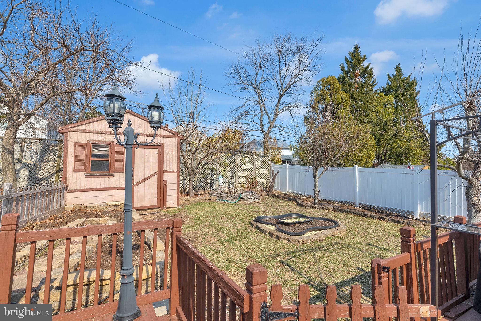 SOMERTON - Residential