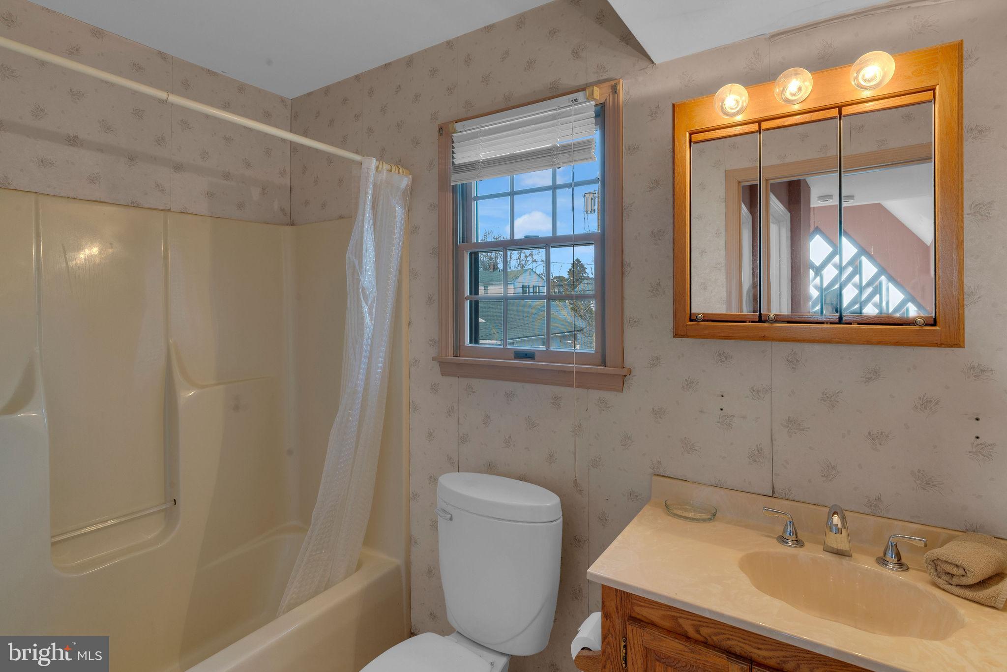 SOMERTON - Residential