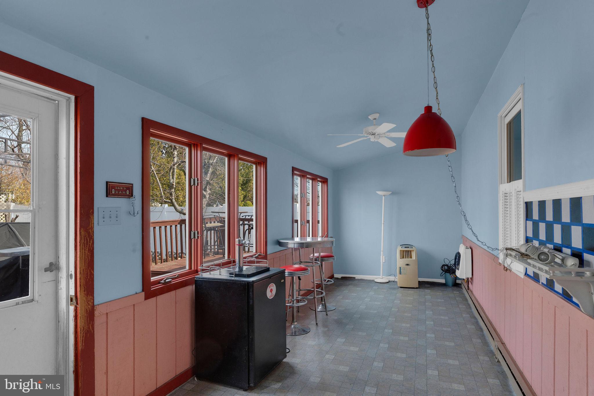 SOMERTON - Residential