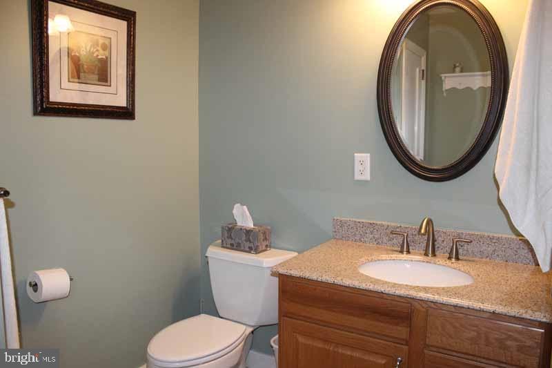 COUNTRY CLUB HEIGHTS - Residential