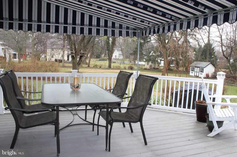 COUNTRY CLUB HEIGHTS - Residential