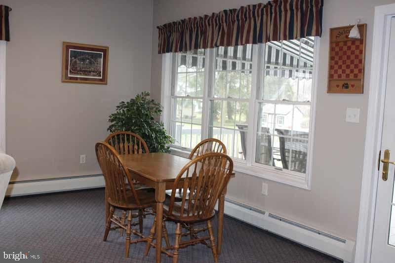 COUNTRY CLUB HEIGHTS - Residential