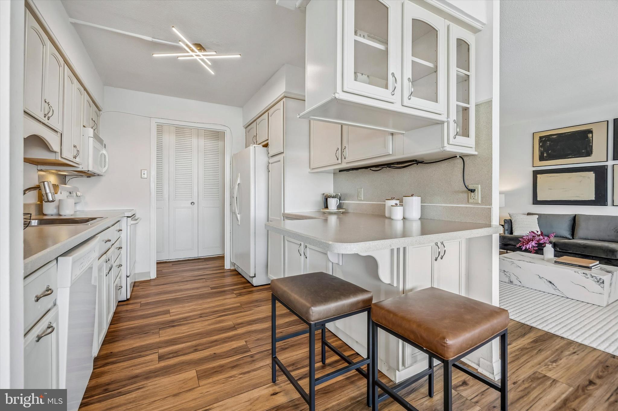 GREEN HILL - Residential