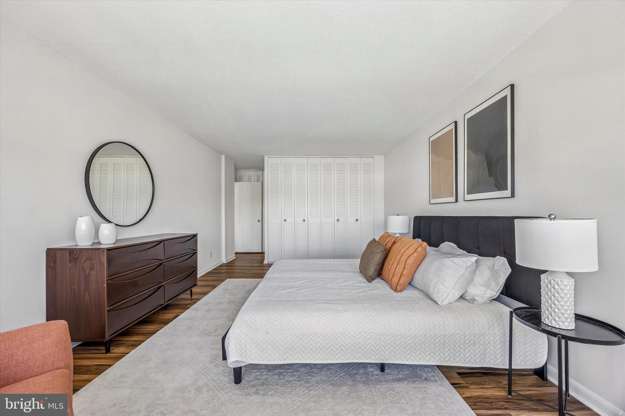 GREEN HILL - Residential