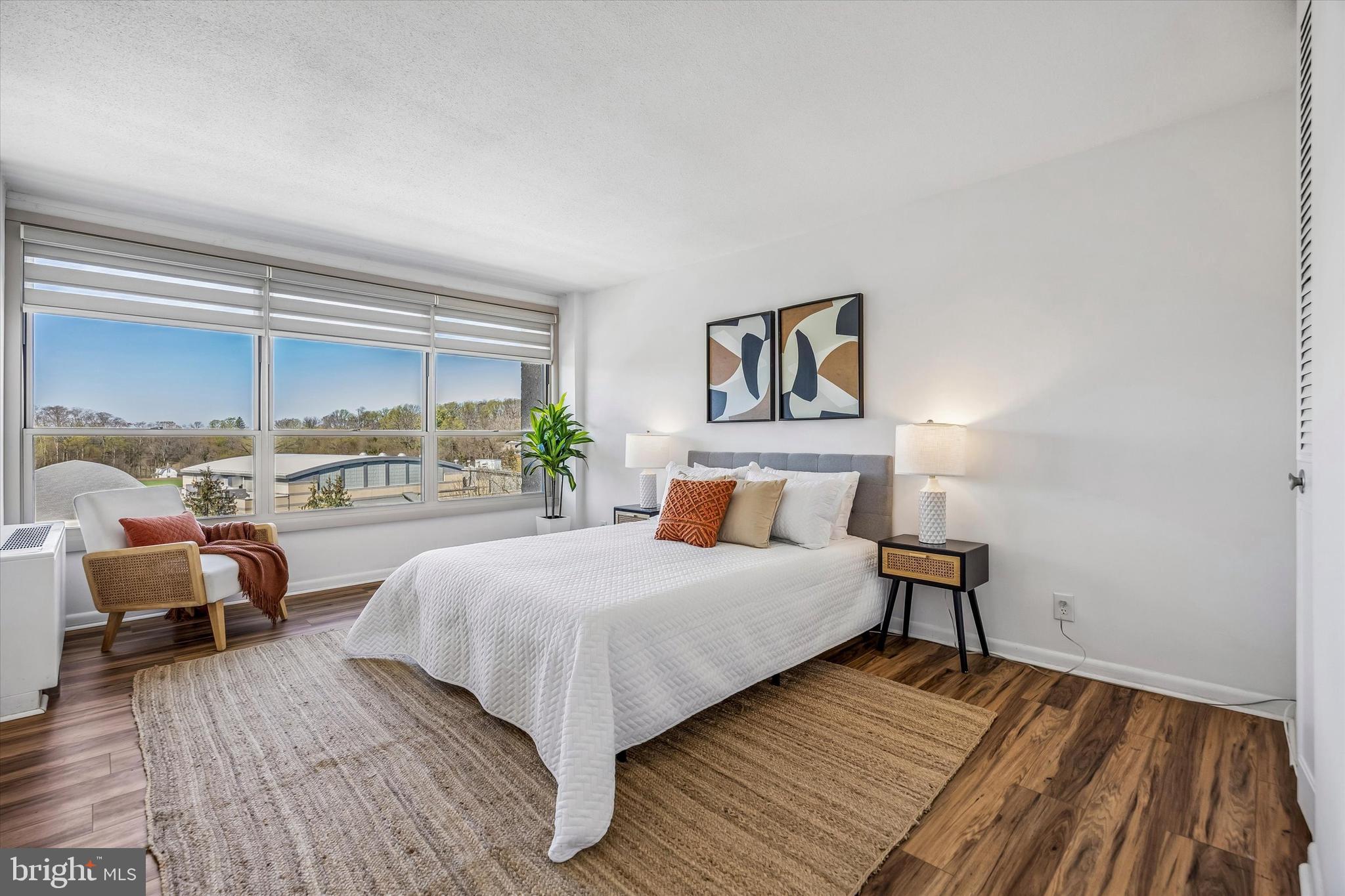 GREEN HILL - Residential