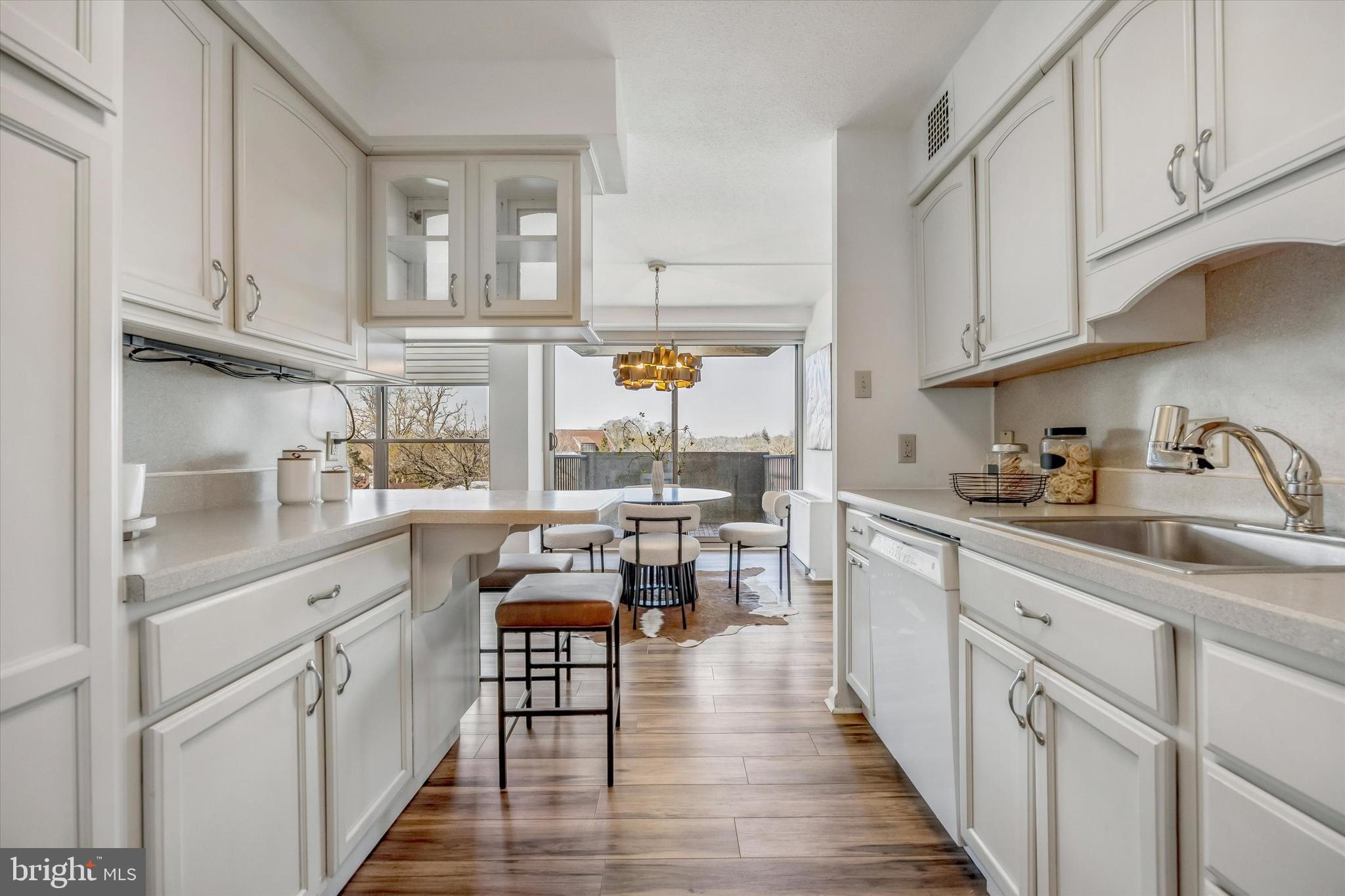 GREEN HILL - Residential