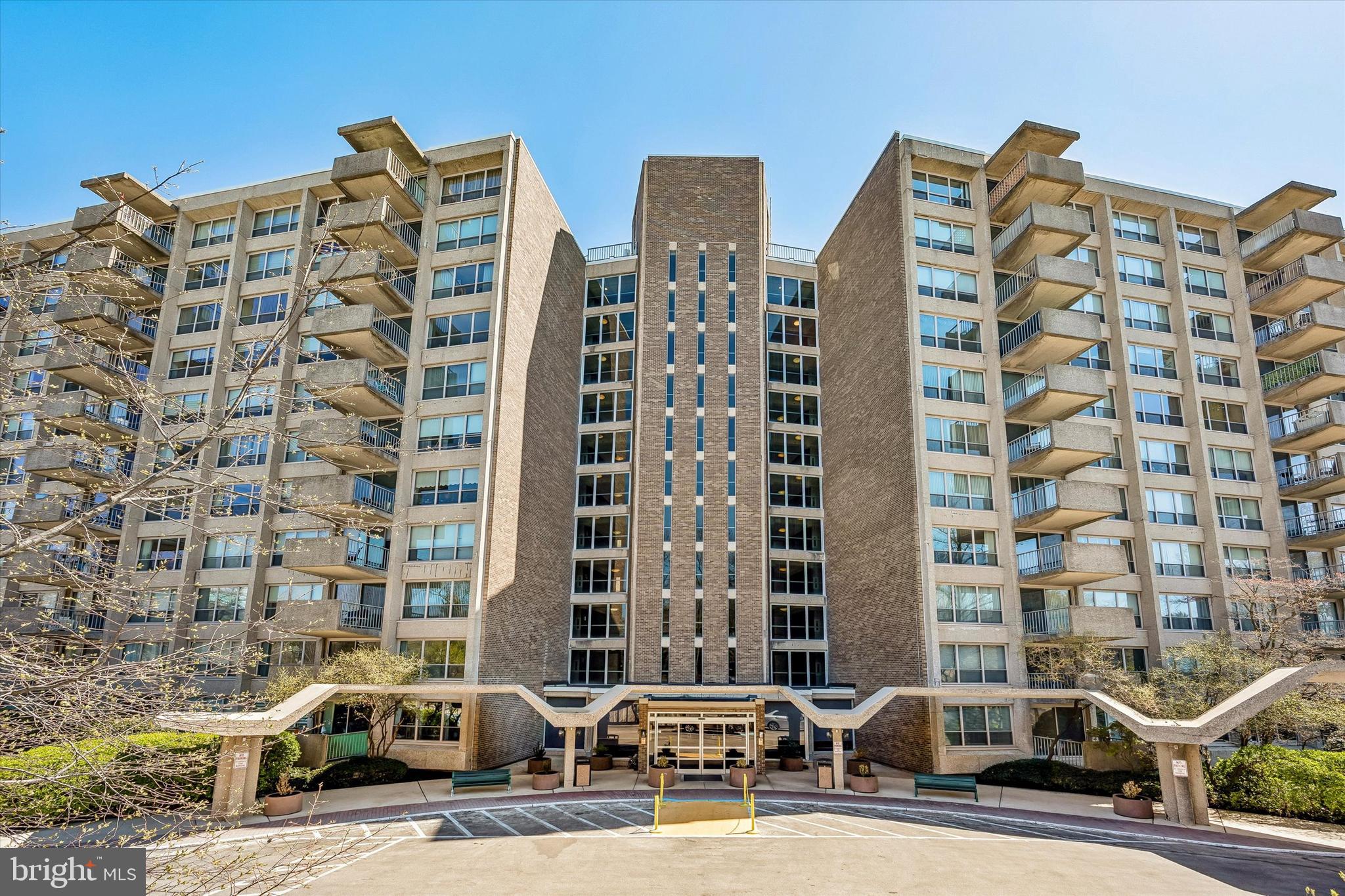 GREEN HILL - Residential