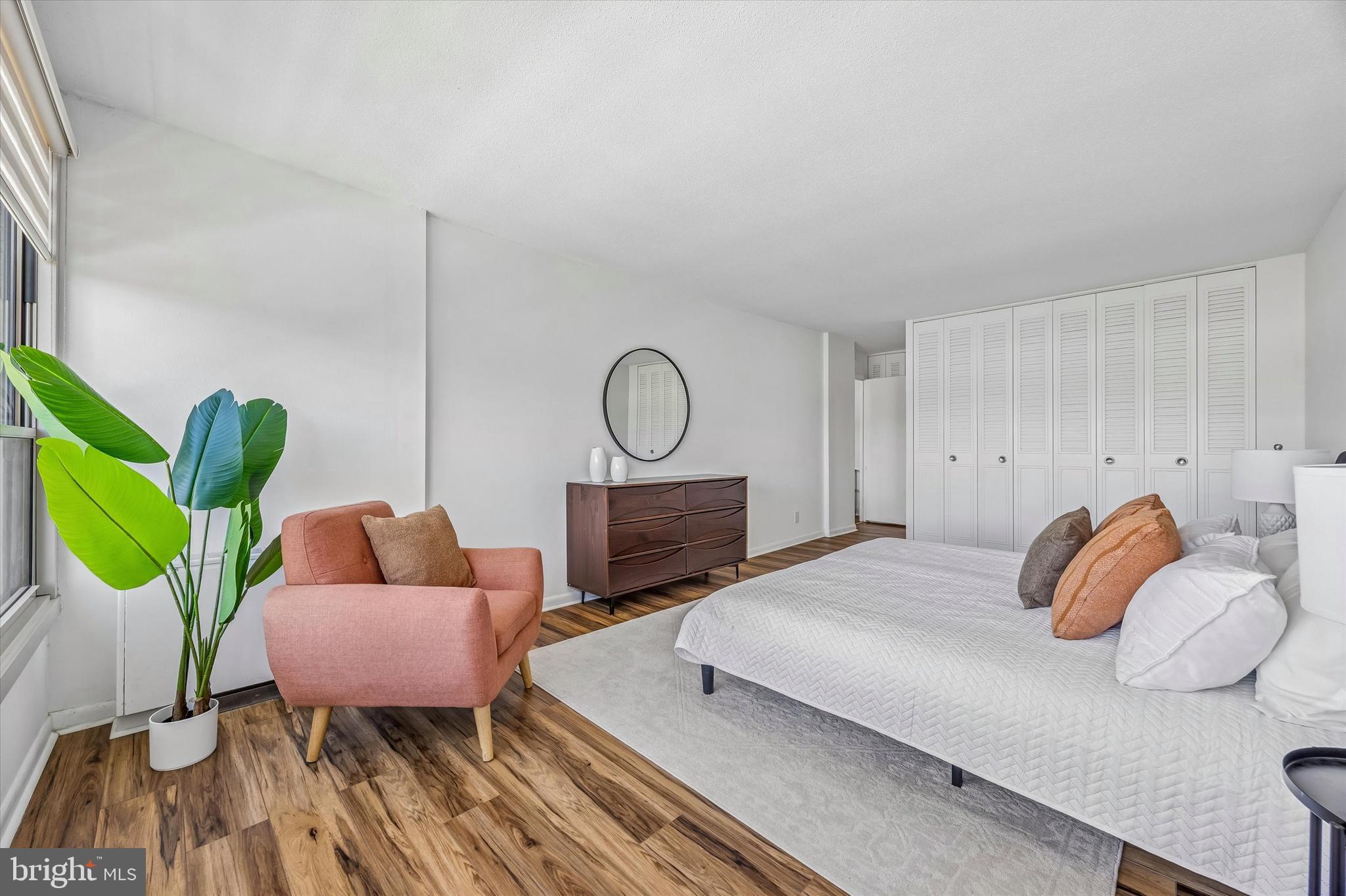 GREEN HILL - Residential