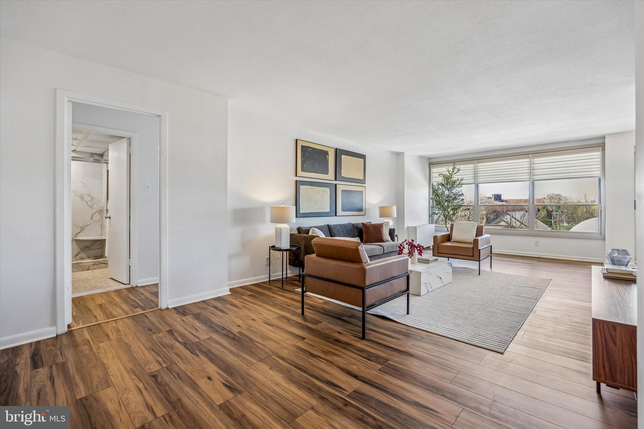 GREEN HILL - Residential