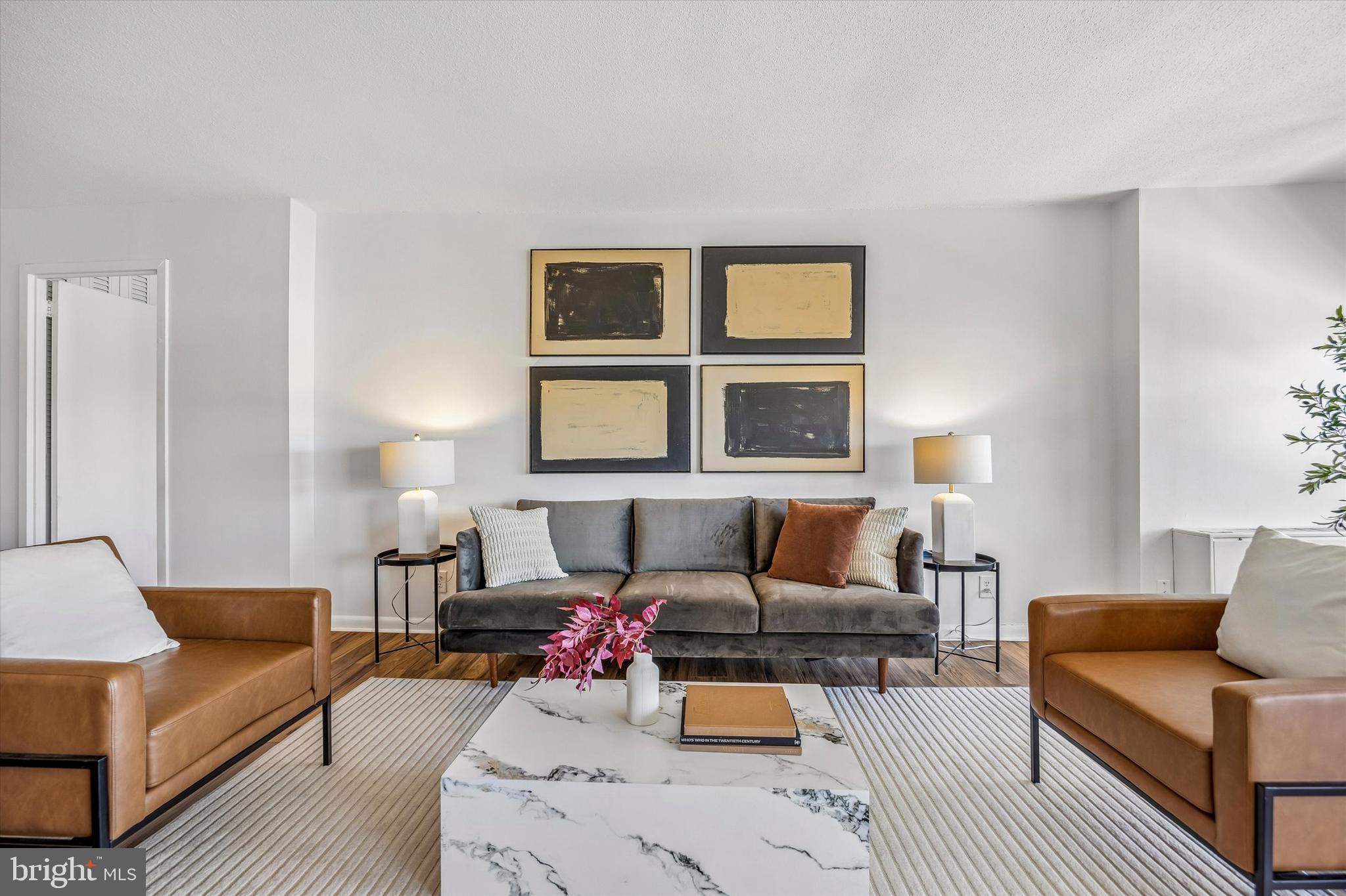 GREEN HILL - Residential