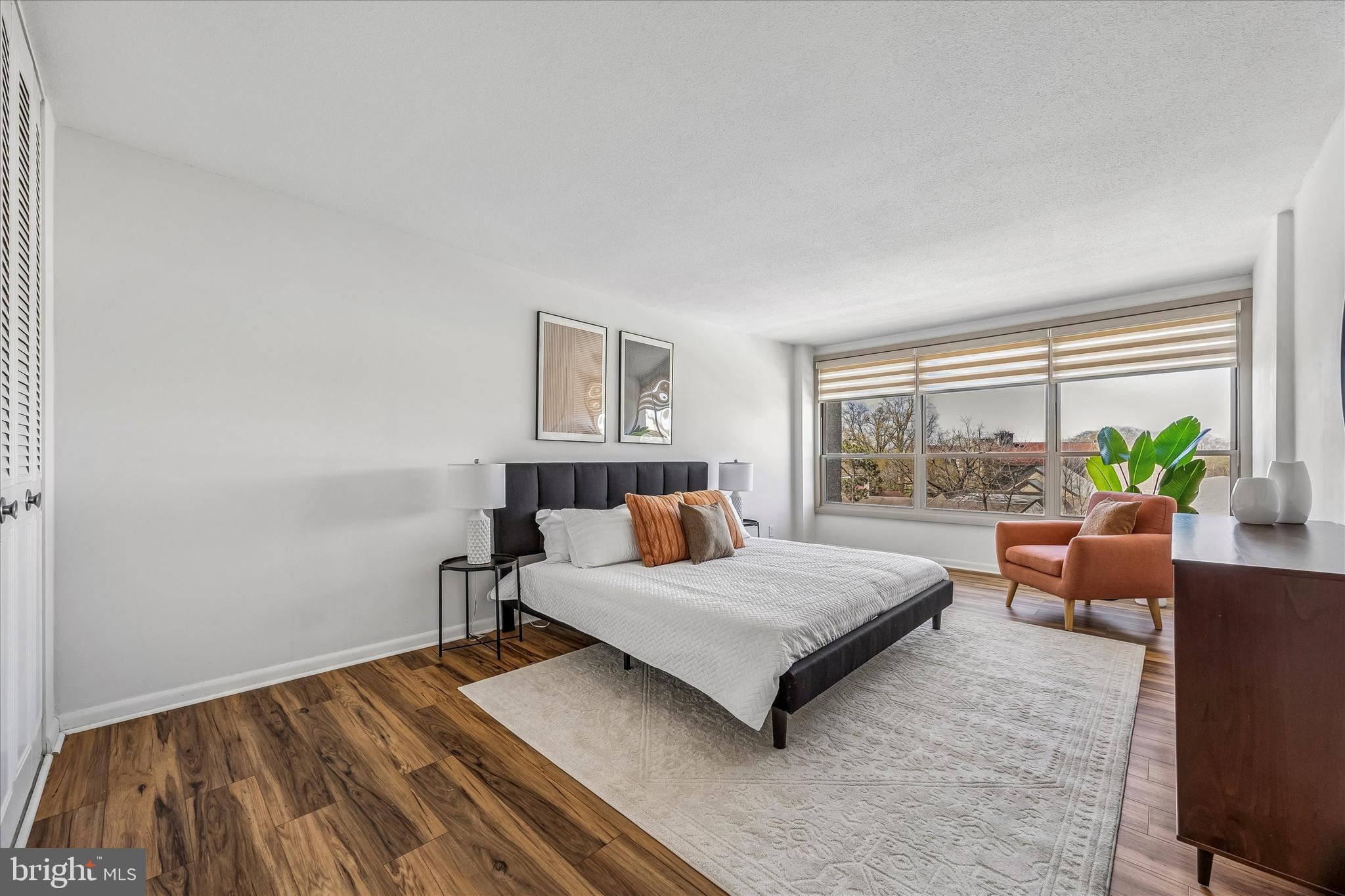 GREEN HILL - Residential