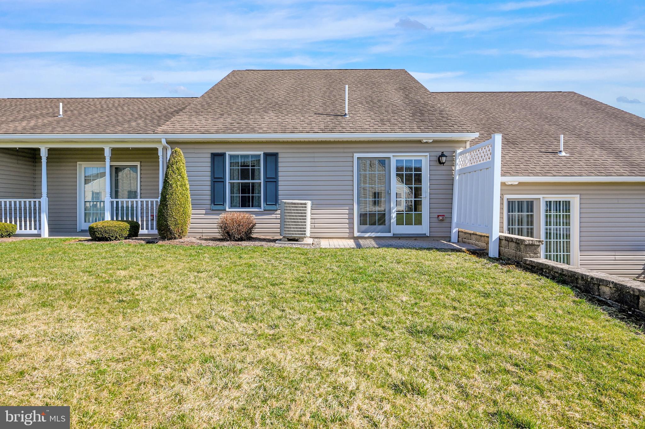 ROTH'S FARM VILLAGE - Residential