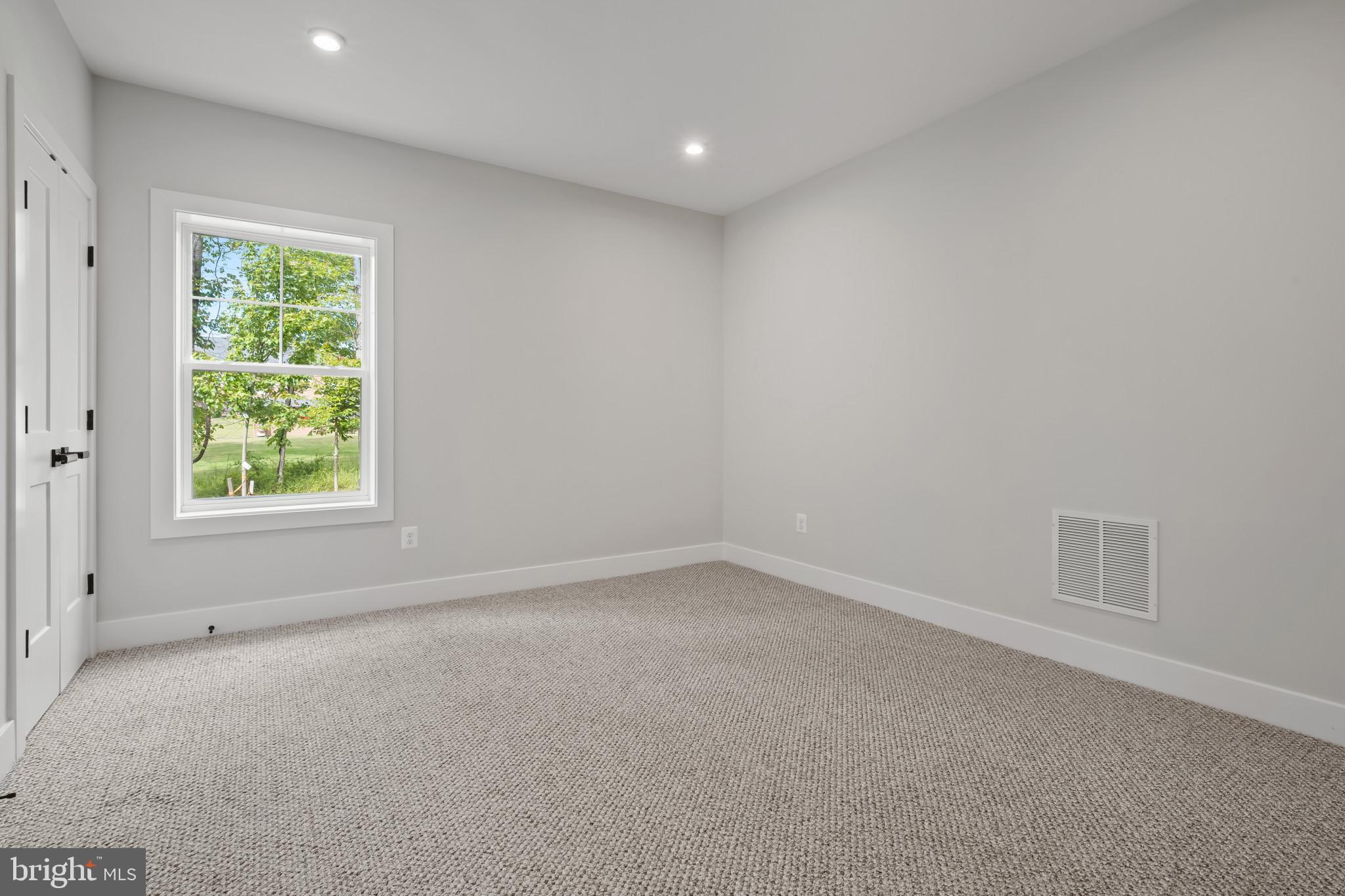 BRADLEY FOREST - Residential