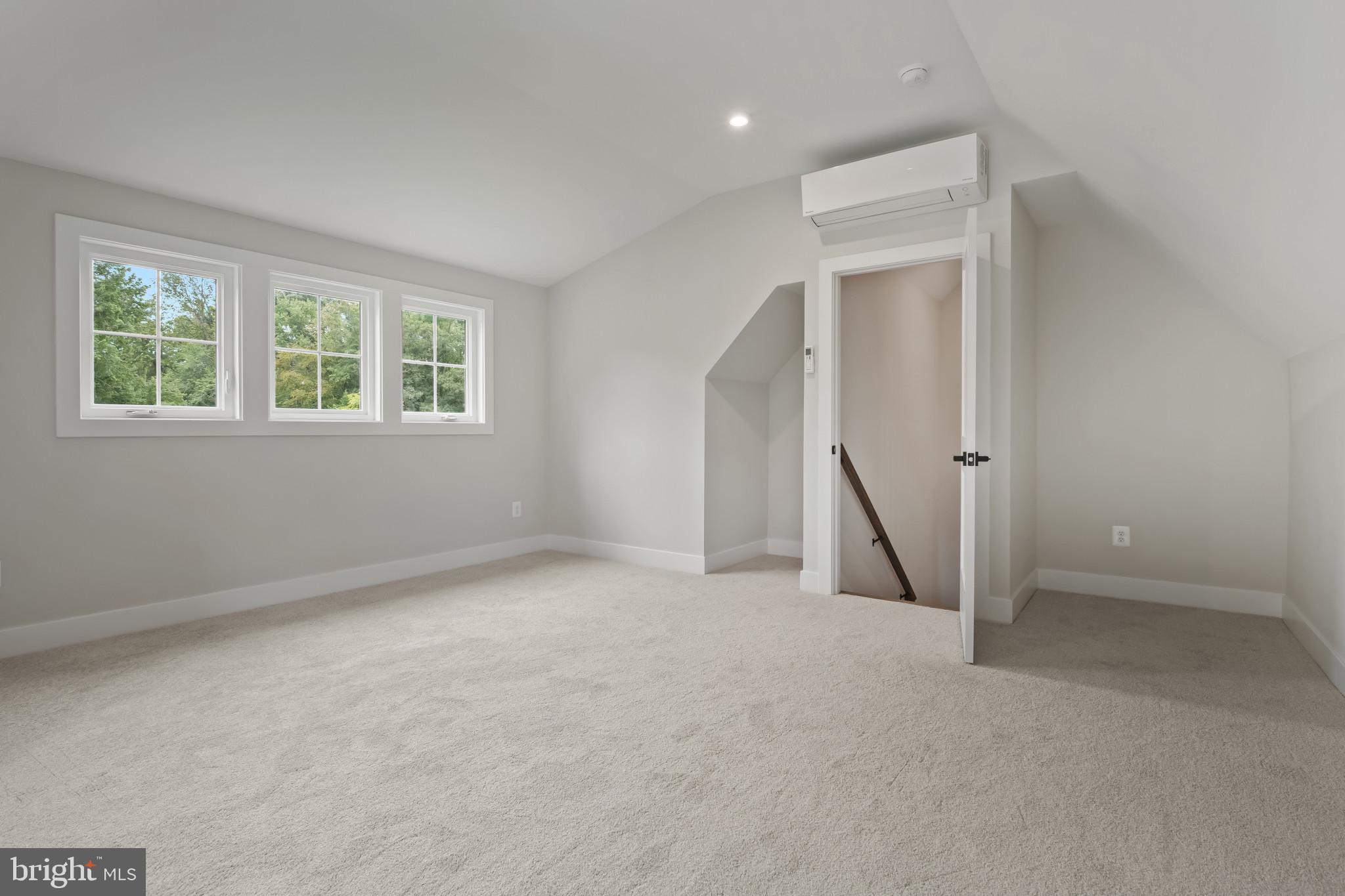 BRADLEY FOREST - Residential