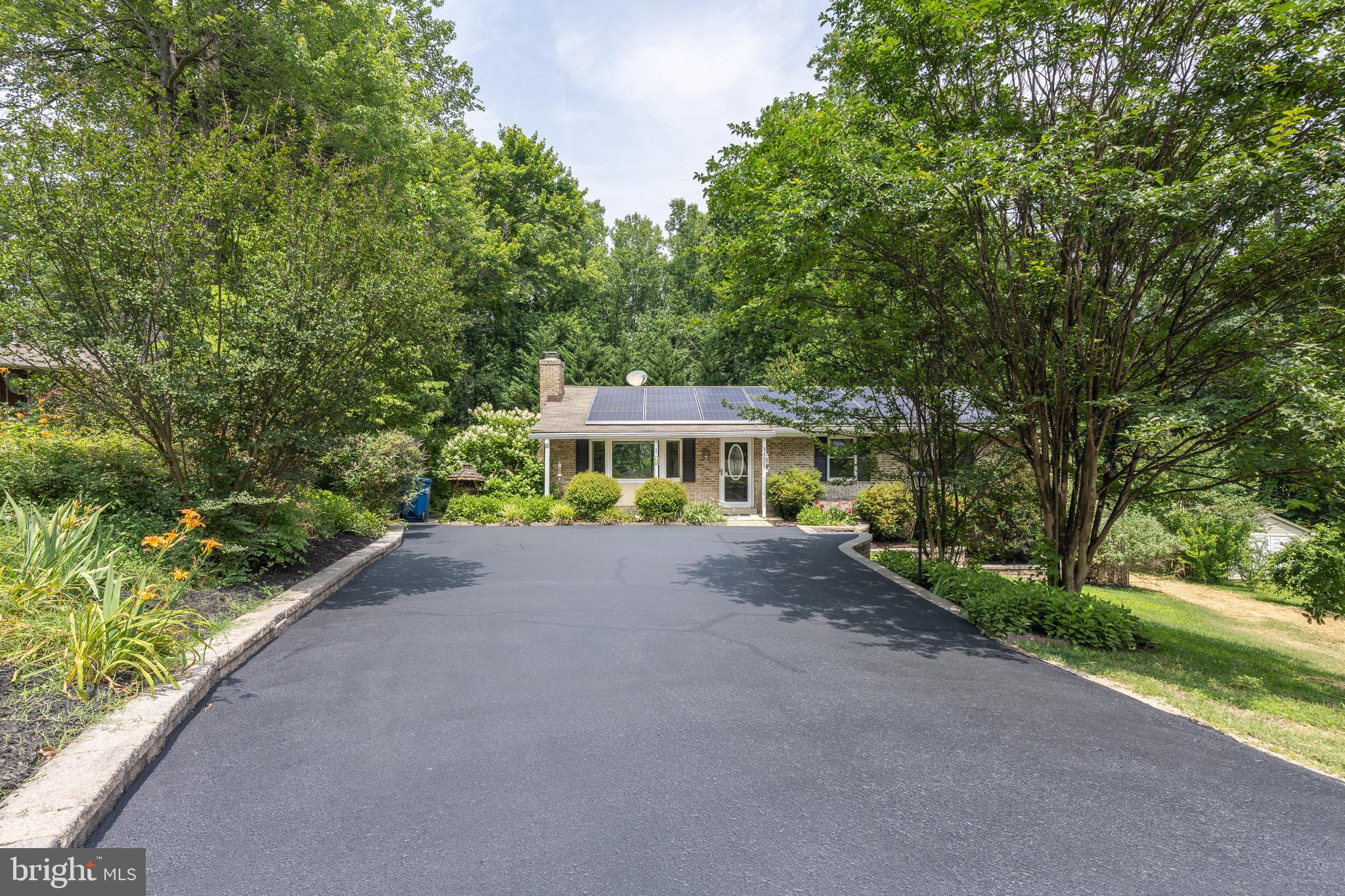 9905 GOLDEN RUSSET COURT