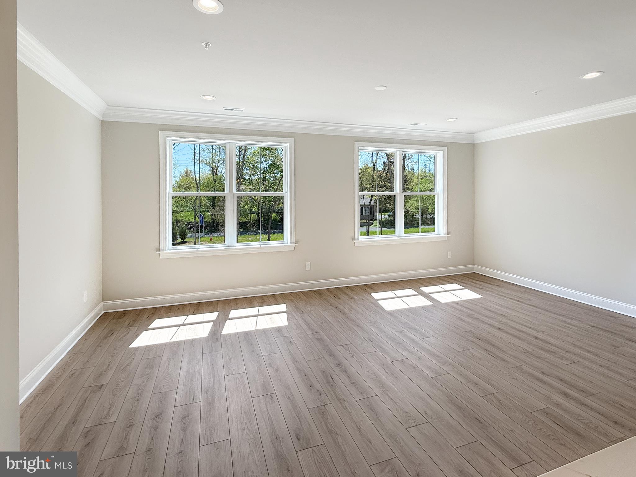 NON AVAILABLE - Residential