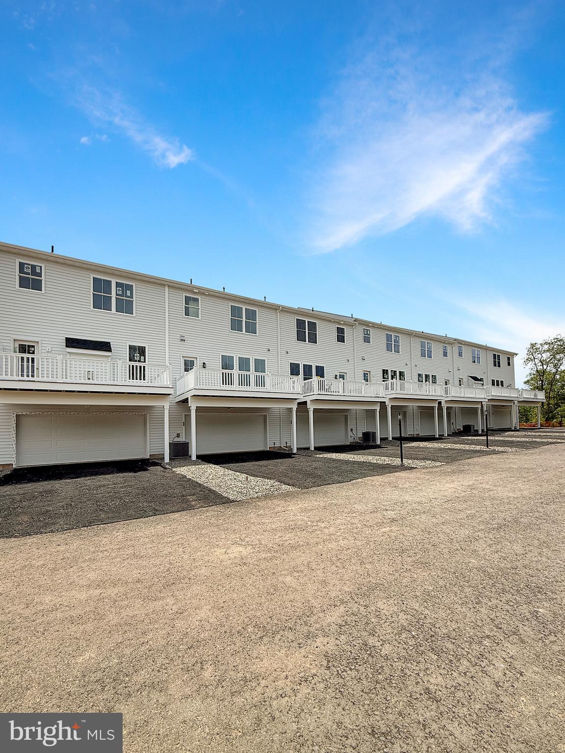 NON AVAILABLE - Residential