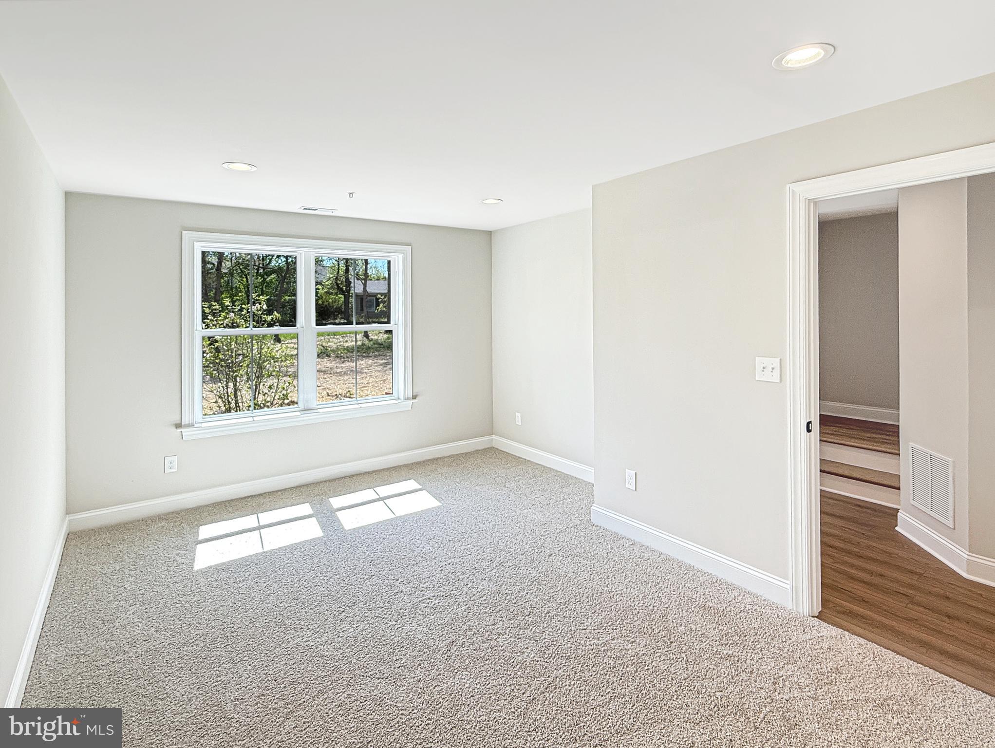 NON AVAILABLE - Residential