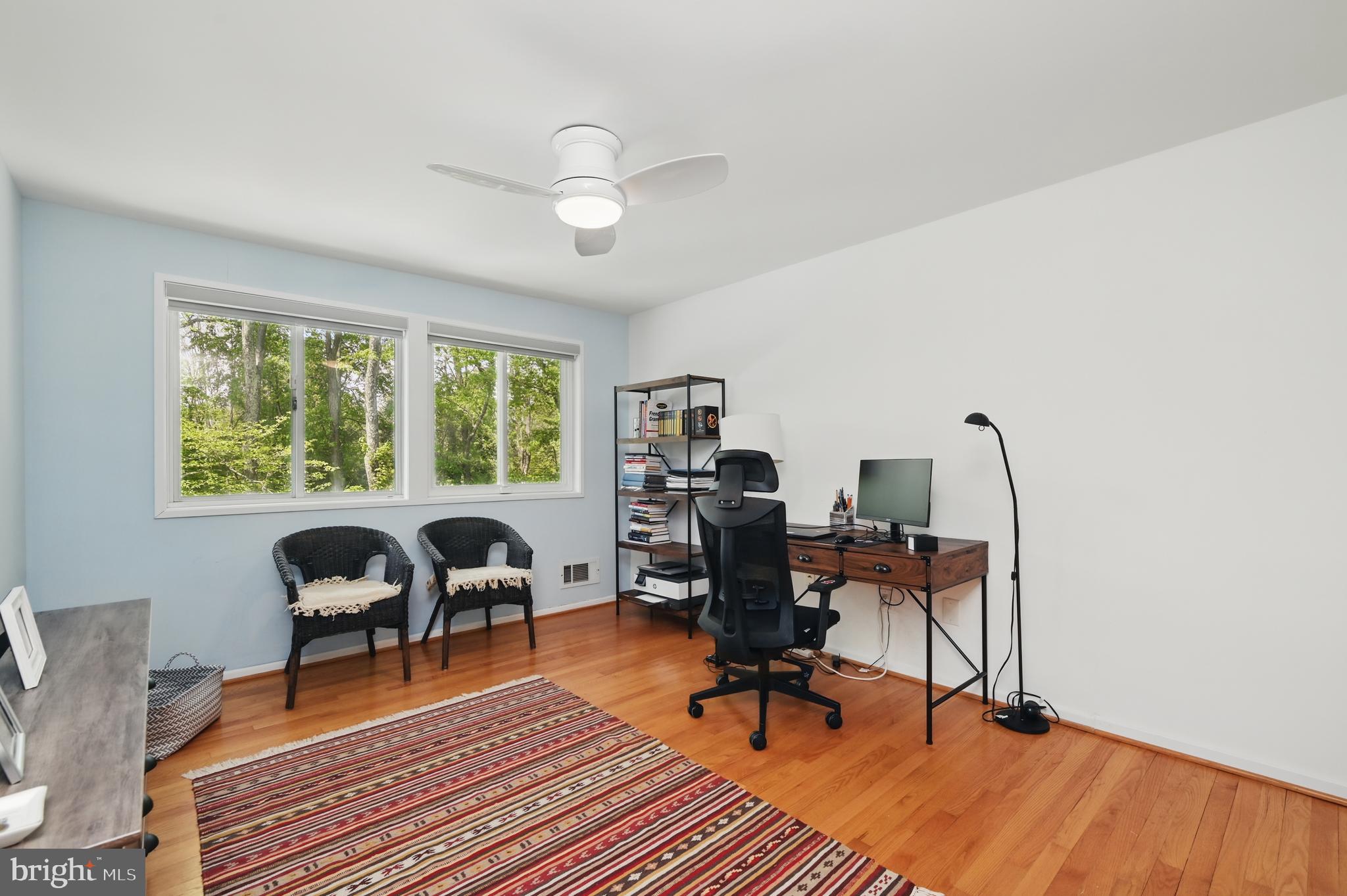 CARDEROCK SPRINGS - Residential