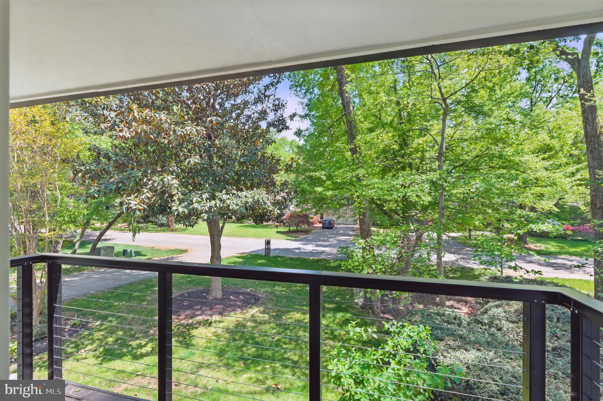 CARDEROCK SPRINGS - Residential