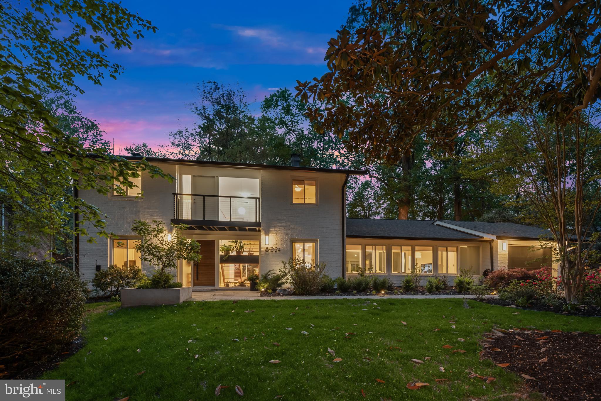 CARDEROCK SPRINGS - Residential