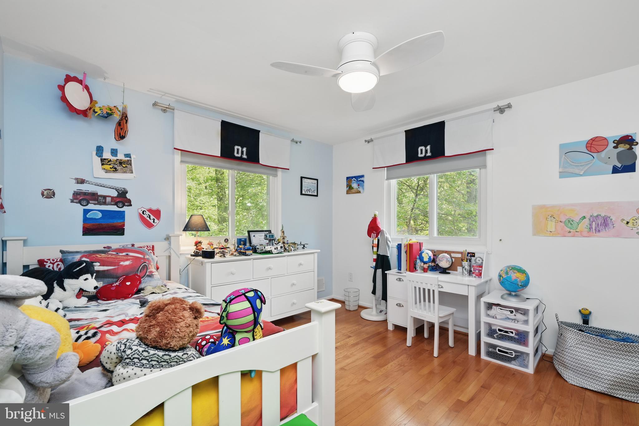 CARDEROCK SPRINGS - Residential